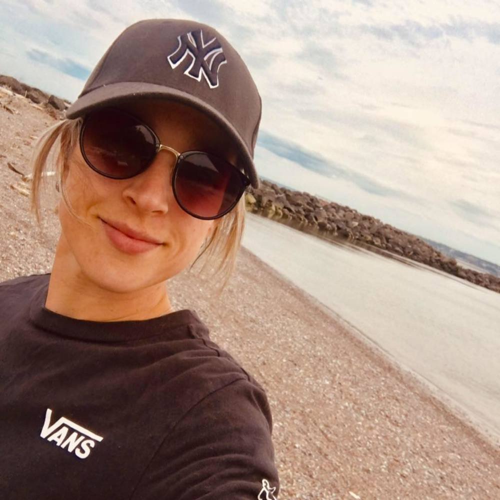 Meet your Posher, Alexe